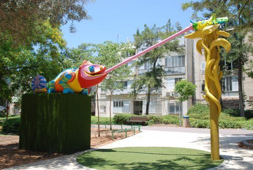 גן סיפור הזיקית או מה שיותם ותובל גילו בחצר